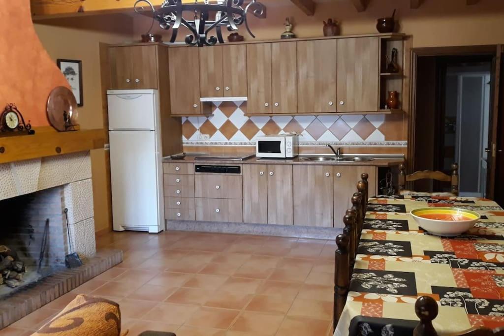 Casa Rural La Teja - Lagunas De Ruidera Ossa de Montiel Luaran gambar