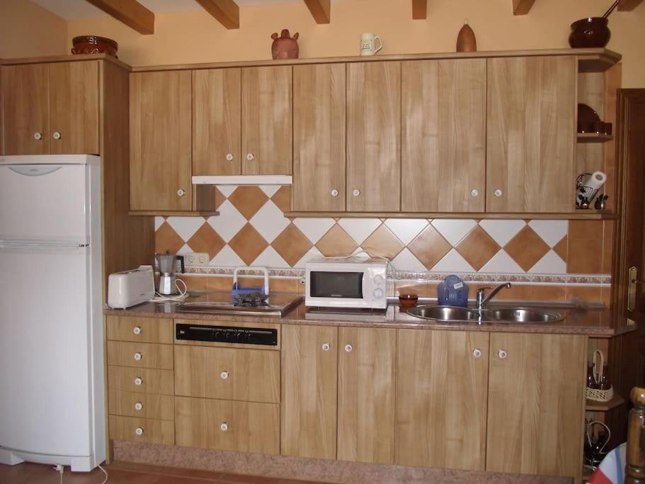Casa Rural La Teja - Lagunas De Ruidera Ossa de Montiel Luaran gambar